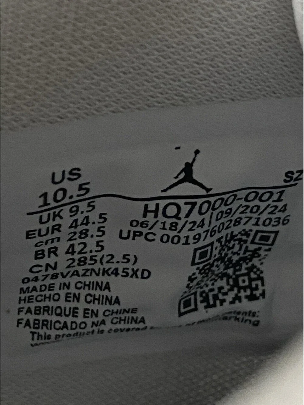 Air Jordan 11 Low Year of the Snake Men’s Size 10.5 Basketball Shoes HQ7000-001